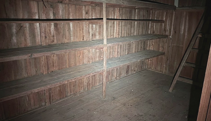 富山県小矢部市の、蔵のお片付けと骨董買取の事例