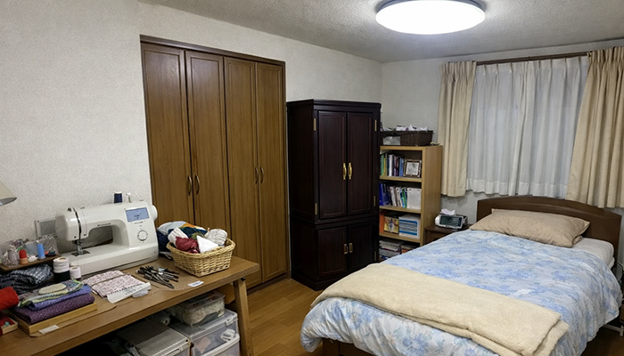 石川県能美市にて、生前整理の事例。転居にともない、家財道具を撤去。仏壇供養を行った