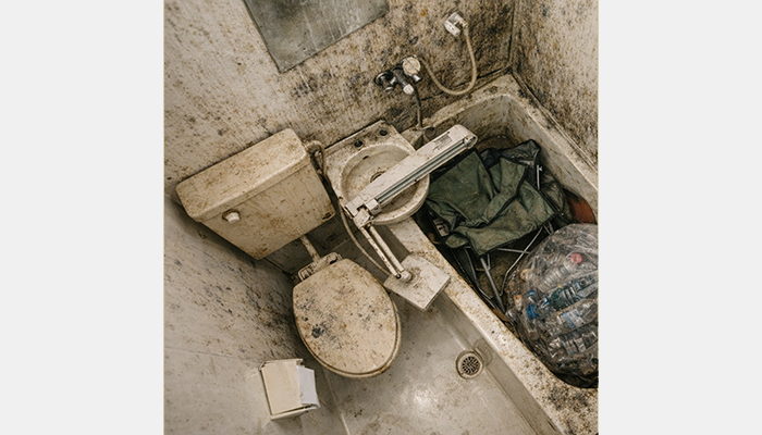 福井県福井市にて、管理会社に清掃を断られたマンションの清掃、ゴミの撤去の事例