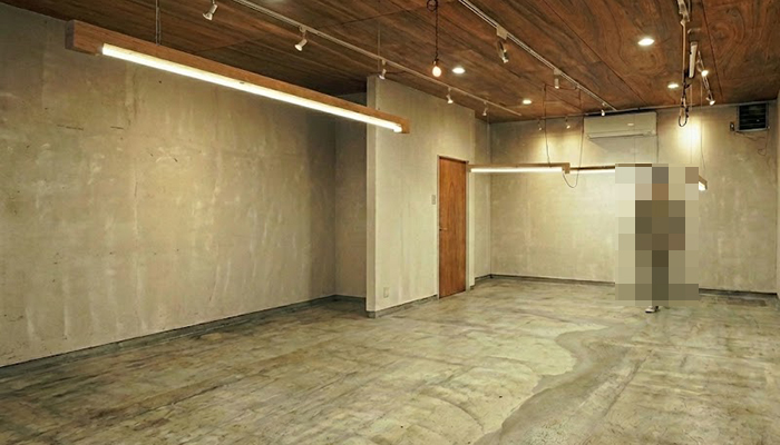 福井県鯖江市にて、廃業に伴って工房の残置物の撤去。加工機械の買取りも行った事例