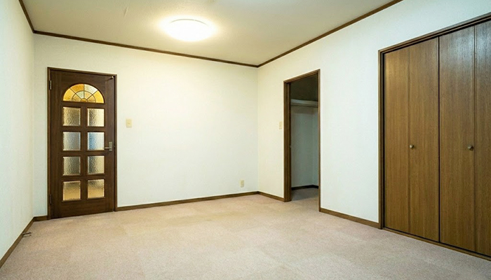 福井県小浜市にて、生前整理の事例。一軒家から家財道具をすべて撤去。不用品の一部は買取りさせていただきました。