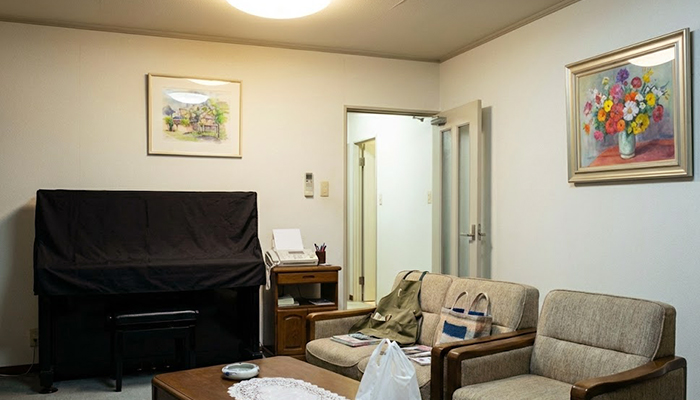 福井県小浜市にて、生前整理の事例。一軒家から家財道具をすべて撤去。不用品の一部は買取りさせていただきました。