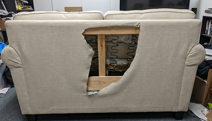 福井県大野市の遺品整理の事例。片付けをしながら、財産把握のため貴重品の捜索を行いました