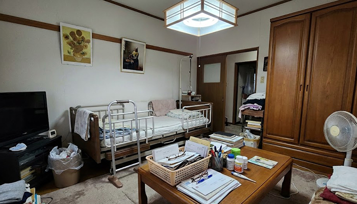 福井県坂井市にて、孤独死された住居の遺品整理の事例
